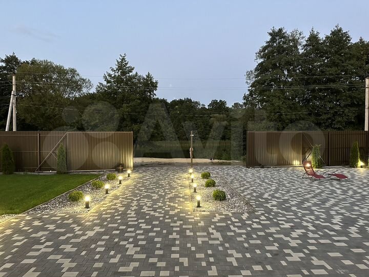 Дом 220 м² на участке 14 сот.