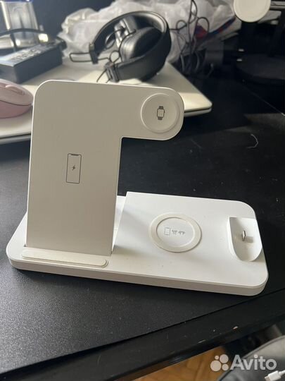 Беспроводная зарядка 3 в 1