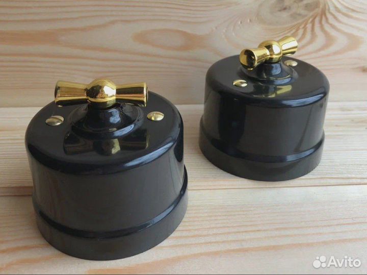 Ретро розетки и выключатели пластик чёрный