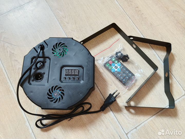 Прожектор LED Par 36*3