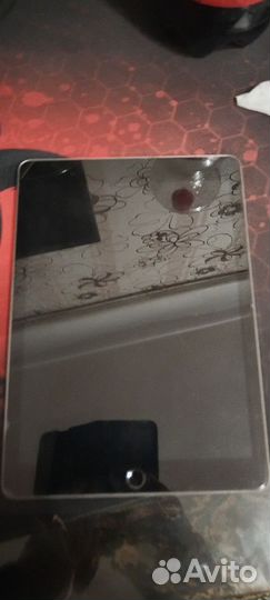 Продам iPhone 8 plus и iPad 6