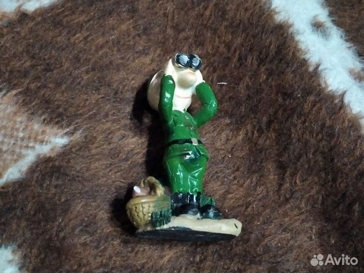 Статуэтки из полистоуна