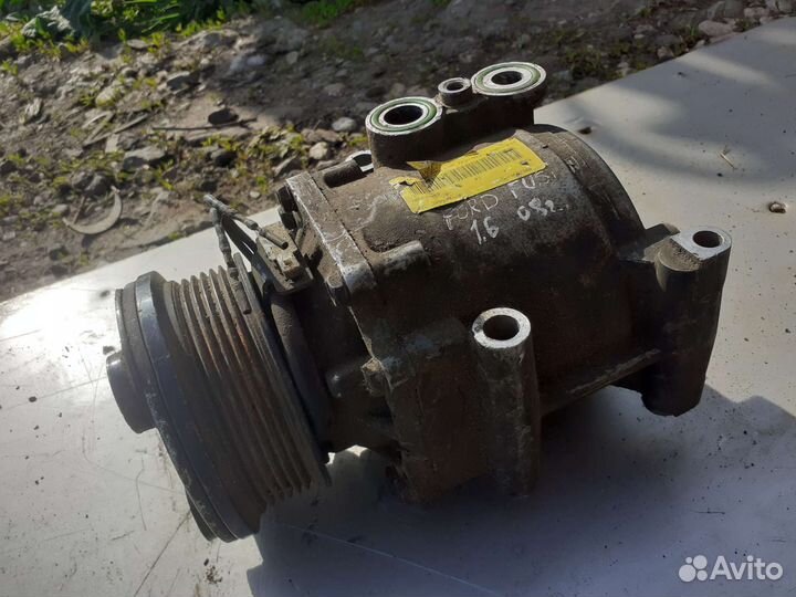 Компрессор кондиционера Ford fusion
