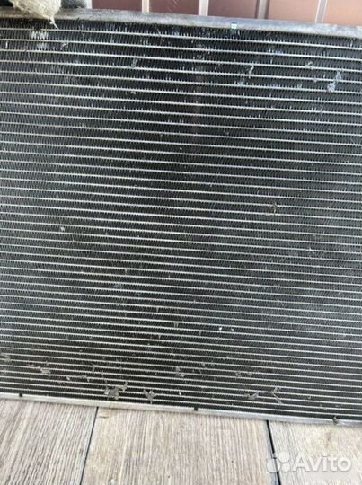Радиатор охлаждения Volvo S40 2.4