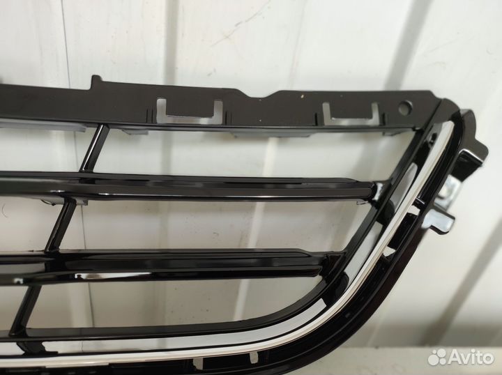 Решетка бампера ford mondeo 14-19 с хром молдингом