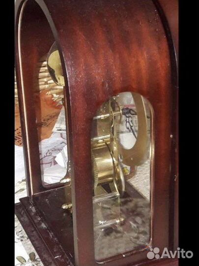 Антикварные часы