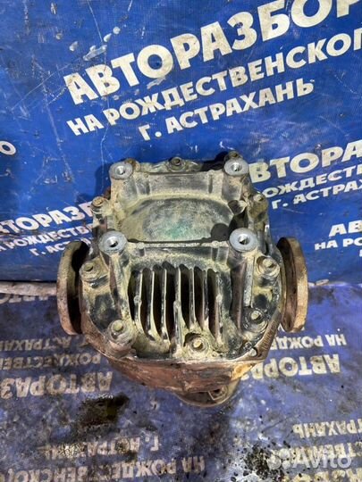 Задний редуктор Mercedes-Benz W220 седан 2001