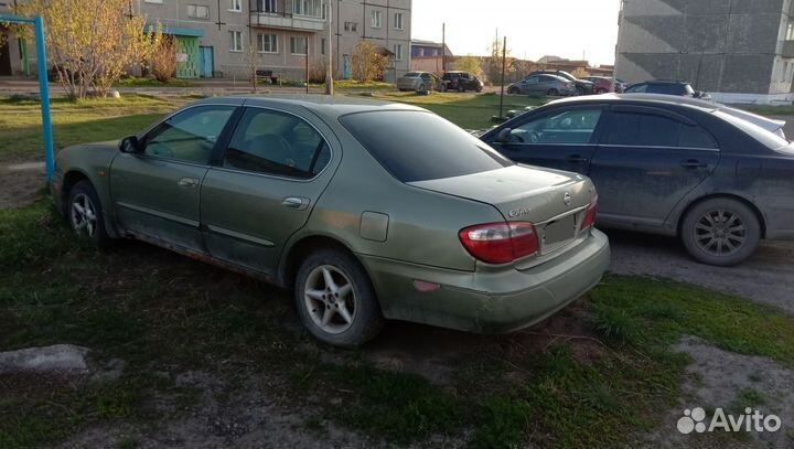 Nissan Cefiro 2.0 AT, 2001, битый, 217 000 км