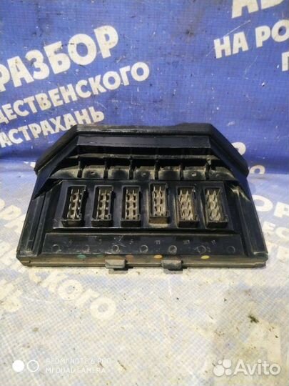 Блок предохранителей Ваз Лада 2104 универсал 2106