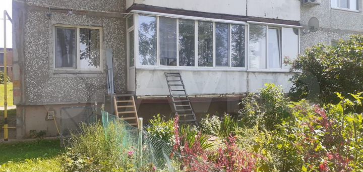 3-к. квартира, 71 м², 1/2 эт.