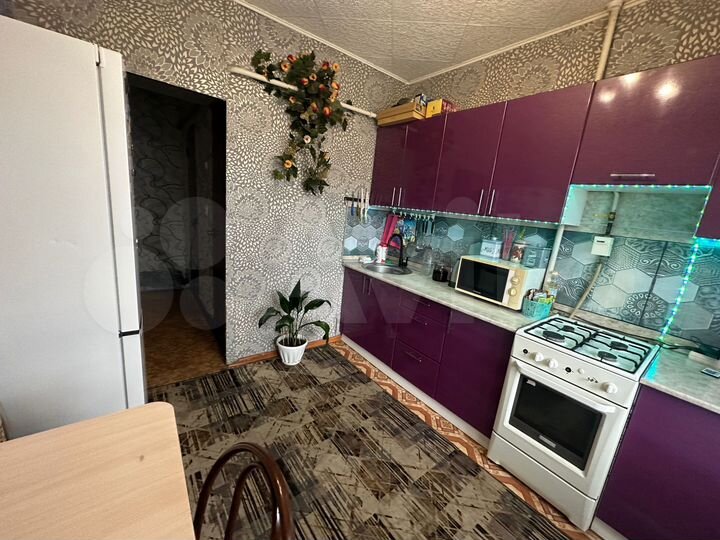2-к. квартира, 64 м², 2/10 эт.