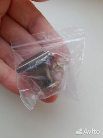 Ручка мебельная новая металлическая