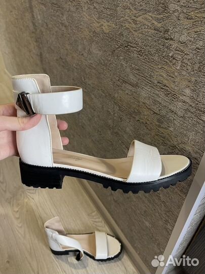 Босоножки женские 40 размер