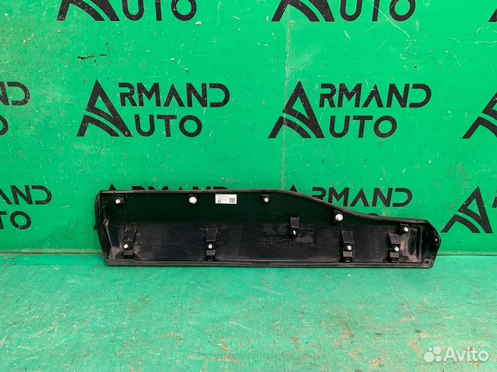 Накладка двери задняя правая Toyota Rav4 XA50 2018