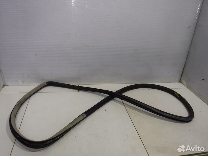 Уплотнитель проёма Volkswagen Passat B5+