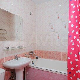 2-к. квартира, 52,4 м², 2/2 эт.