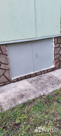 Тамбурные двери,технические.металлические,в подвал