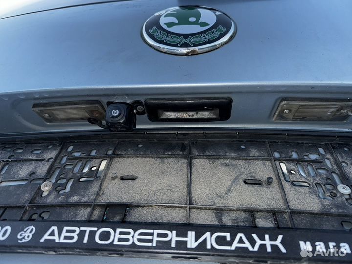 Крышка багажника skoda yeti