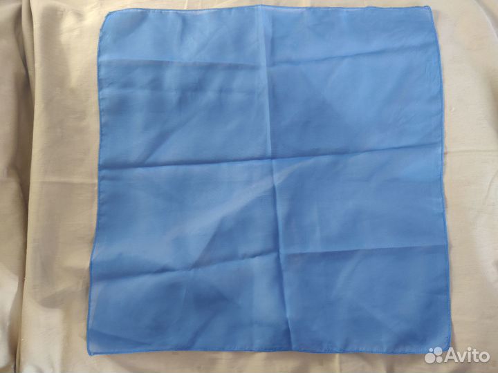 Платок маленький синий