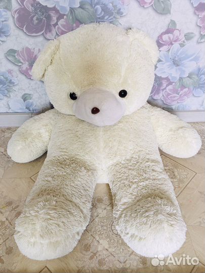 Большие плюшевые медведи