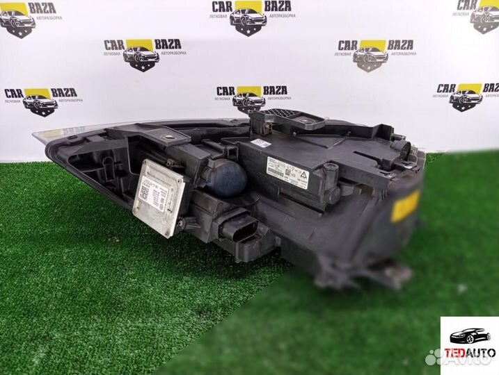 Фара правая, Audi Q3 2014