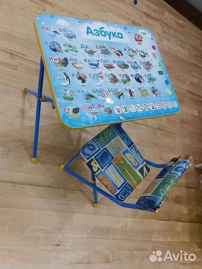 Детский стол и стул