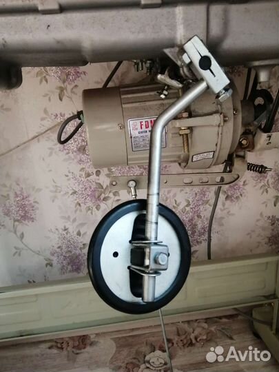 Швейная машинка jack промышленная