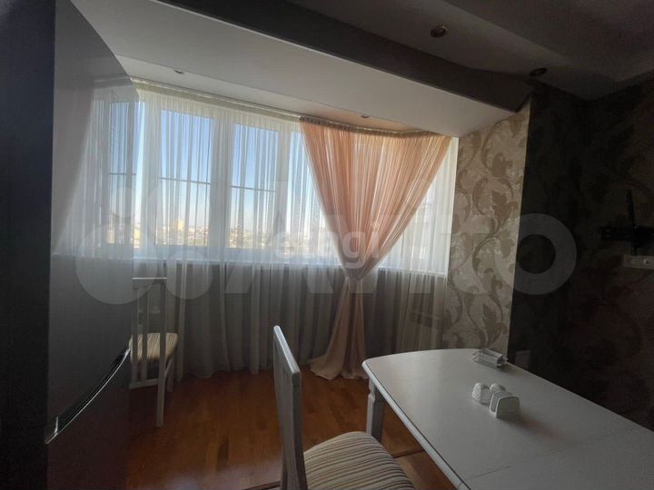 2-к. квартира, 73 м², 14/16 эт.