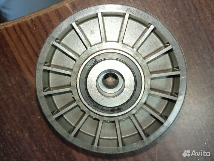 Ролик натяжной приводного ремня Mercedes-Benz Vito