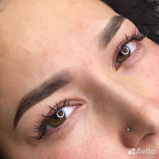 Татуаж бровей