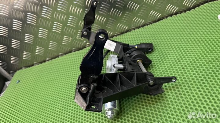 Механизм регулировки ветрозащитн.щитка BMW