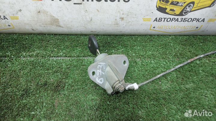 Личинка замка крышки багажника Шевроле Ланос