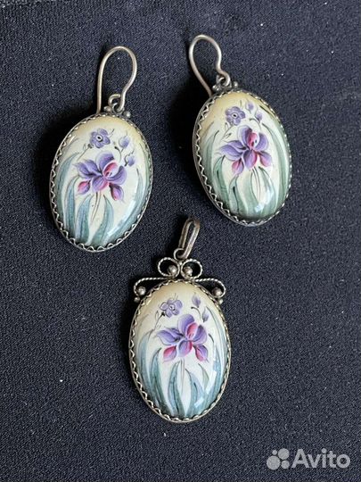 Гарнитуры Ростовская финифть Роспись на эмали