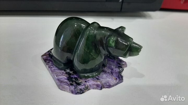 Медведь из нефрита