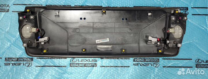 Накладка нижнего борта Лексус LX 570 черная 15-21