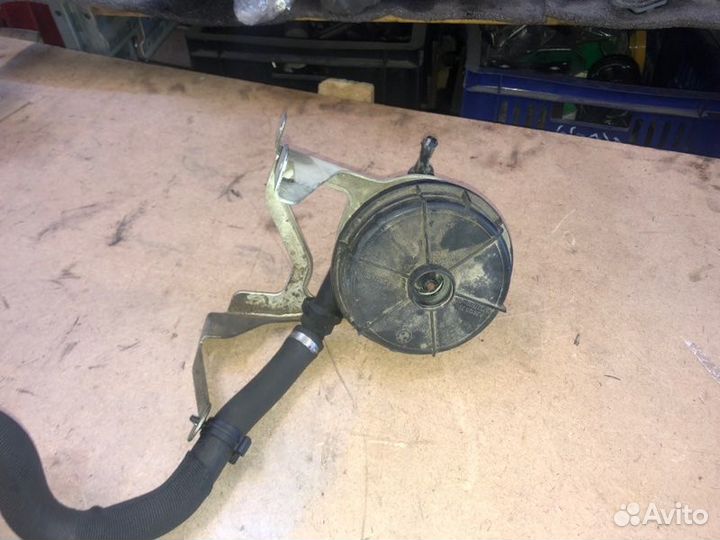 Насос воздушный Bmw 7 -Series E65 N62B44 2001