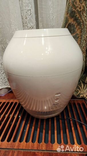 Воздухоочиститель-увлажнитель Bork A802 rain