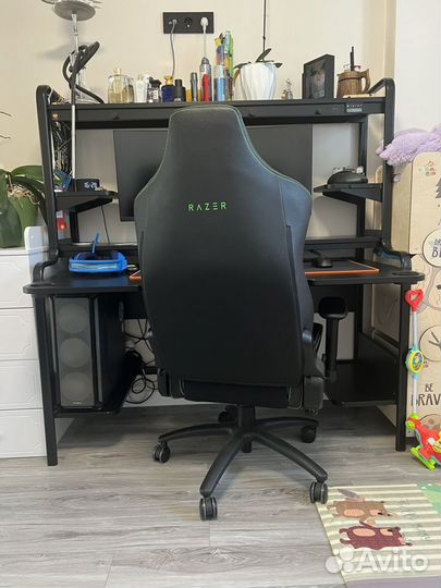 Компьютерное кресло Razer Iskur X