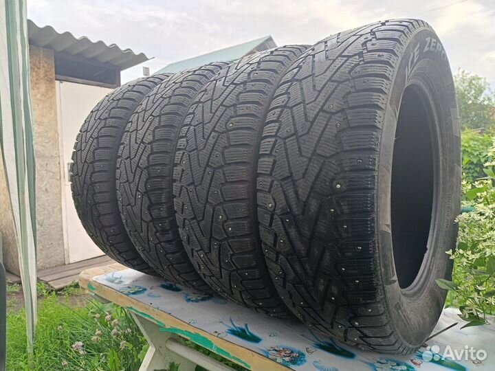 Pirelli Ice Zero 235/60 R18