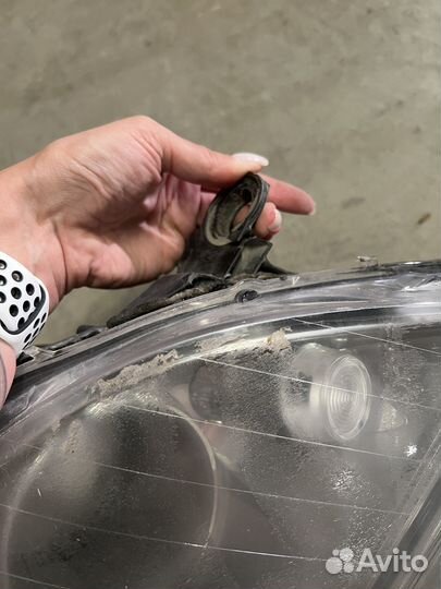 Фара правая Mercedes ml w164