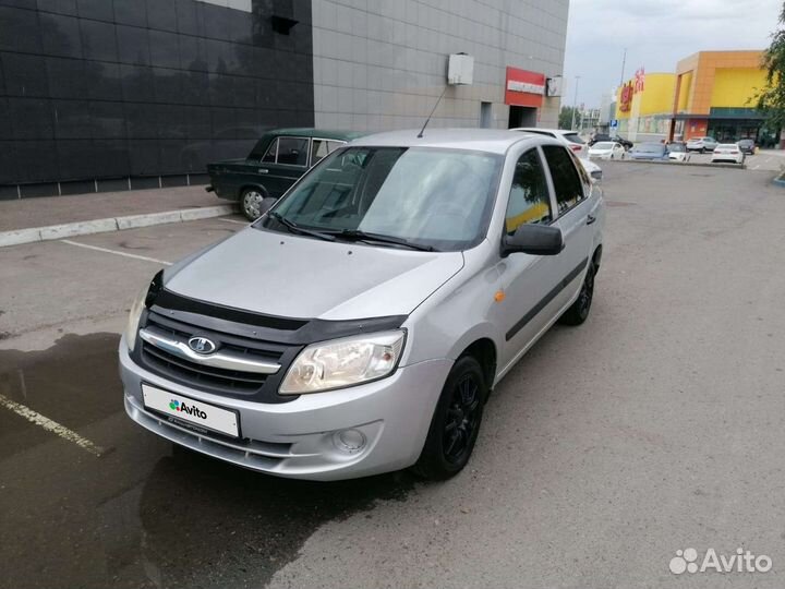 LADA Granta 1.6 МТ, 2013, 175 000 км