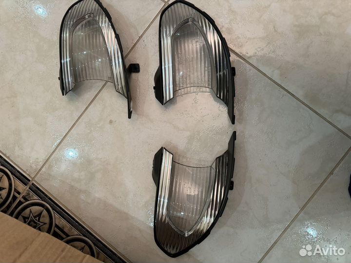 Поворотники фар е53