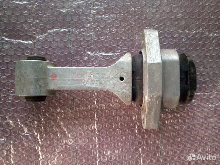 Опора двигателя передняя Hyundai Solaris 1, Rio 3