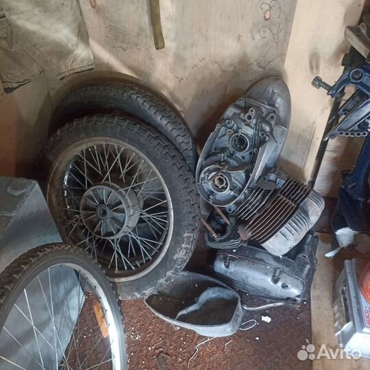 Запчасти бу на мотоцикл ява