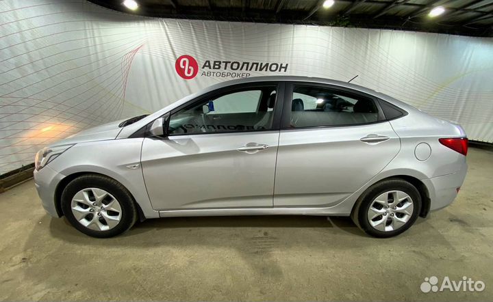 Hyundai Solaris 1.6 AT, 2016, 163 157 км