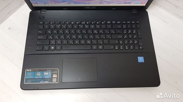 Быстрый ноутбук Asus 4ядра/17.3