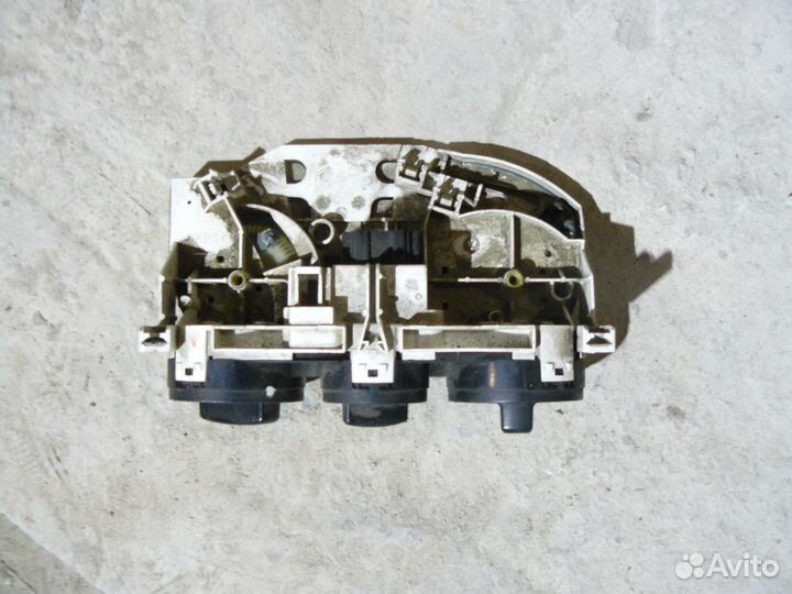 Блок управления отопителем Skoda Octavia Шкода