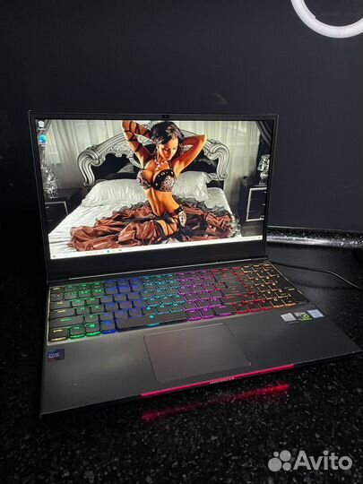 Игровой ноутбук mechrevo i7-8750/gtx1060/8g/ssd750