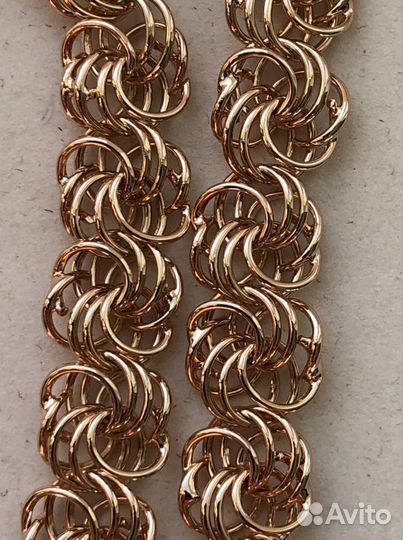 Цепь и крест