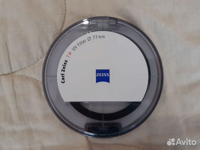 Светофильтр carl zeiss T* UV 77mm